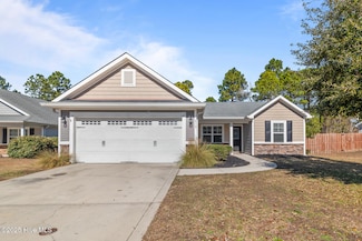 410 Blue Pennant Ct, Sneads Ferry, NC 28460