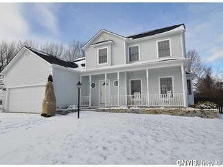 127 Mill Creek Ln, Sackets Harbor, NY 13685