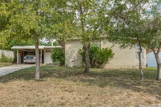 1015 Mount Serolod Dr, San Antonio, TX 78213