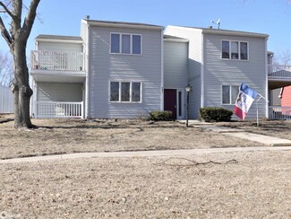 721 N East St Unit 4, Carroll, IA 51401