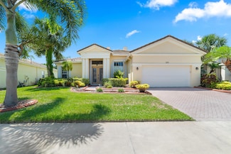 525 SW Lake Manatee Way, Port Saint Lucie, FL 34986