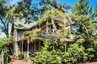 11 Wamsutta Ave Ob540, Oak Bluffs, MA 02557
