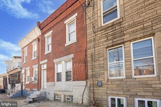 856 E Russell St, Philadelphia, PA 19134