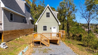 119 V E S Rd, Lynchburg, VA 24503