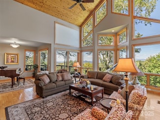 350 Ball Camp Rd, Burnsville, NC 28714