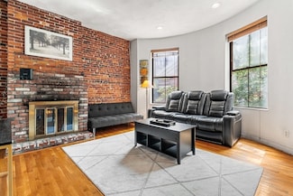 4 Union Park St Unit 4, Boston, MA 02118