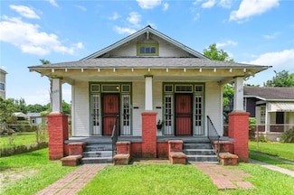 30 Dauphine St, New Orleans, LA 70112