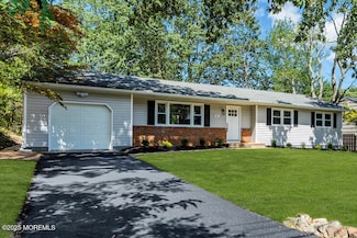331 Montana Dr, Brick, NJ 08723