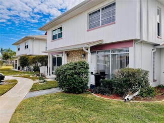 4352 Tahitian Gardens Cir Unit E, Holiday, FL 34691