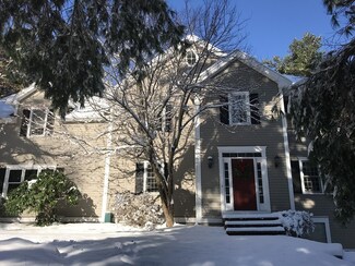4 Blackberry Hill Rd, Wrentham, MA 02093