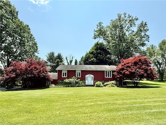 155 Anoka Dr, New Castle, PA 16105