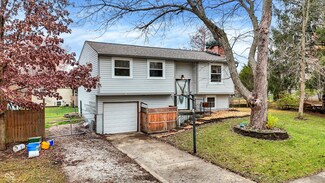1124 Commission Rd, Greenwood, IN 46142