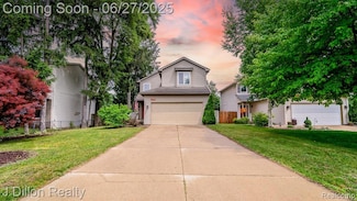 5778 Savoy Dr, Waterford, MI 48327