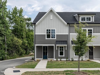 313 E 4th St, Wendell, NC 27591