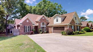 103 Fox Lair Ct, Dothan, AL 36305