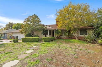 4065 Tenango Rd, Claremont, CA 91711