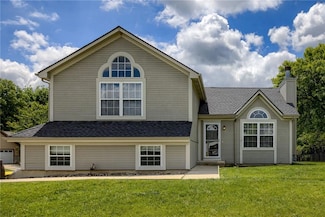 1041 Bunting Ln, Liberty, MO 64068