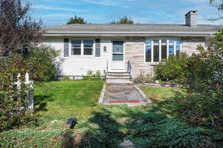 700 Winslow Ave, Somerset, MA 02726