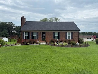 1112 Smith St, Bedford, VA 24523