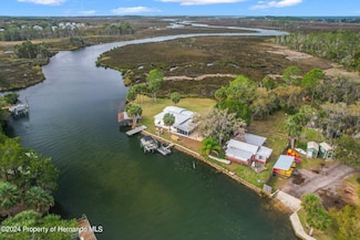 8064 Marys Fish Camp Rd, Weeki Wachee, FL 34607