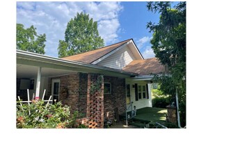 1567 Mission Rd, Murphy, NC 28906