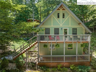 108 Foxgrape Hollow Rd, Beech Mountain, NC 28604