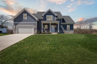 2226 S Harbor Bay Dr, Marblehead, OH 43440
