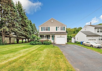 9 Cypress Ln, Trumbull, CT 06611