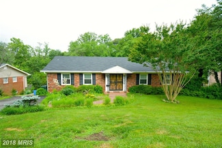 4516 Braeburn Dr, Fairfax, VA 22032