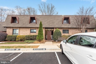 11611 Vantage Hill Rd Unit 1A, Reston, VA 20190