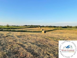 922 NW 501 Rd, Chilhowee, MO 64733