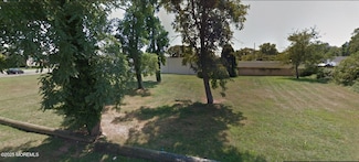 999 Bayshore Rd, Villas, NJ 08251