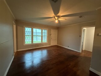 1234 N Travis St, Sherman, TX 75092