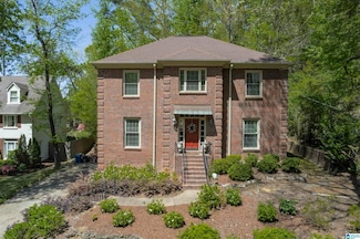 1612 Sunset Dr, Vestavia, AL 35216