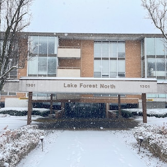 1301 N Western Ave Unit 104, Lake Forest, IL 60045
