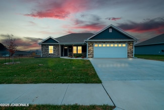 4871 Democracy Dr, Ashland, MO 65010