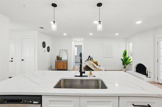 6014 London Dr, Austin, TX 78745