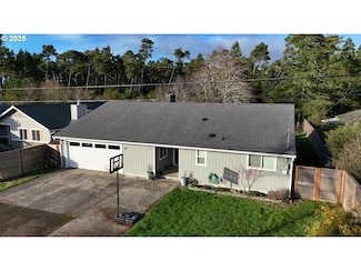 1301 20th St, Florence, OR 97439