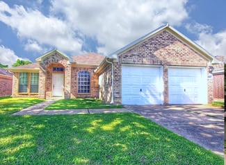 4915 Lochman Ln, Pearland, TX 77584