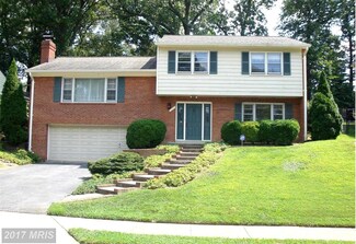 4220 40th St N, Arlington, VA 22207
