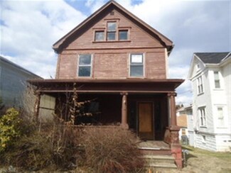 1331 Oregon Ave, Steubenville, OH 43952