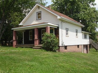 50 Olive St, Burgettstown, PA 15021