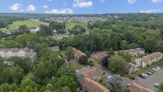 29 Orangewood W Unit 29, Derby, CT 06418