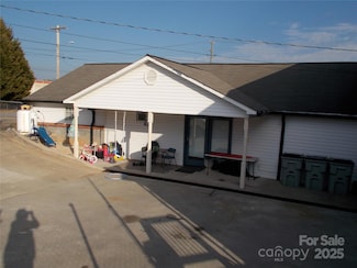 1317 &1319 Main St NW, Lenoir, NC 28645