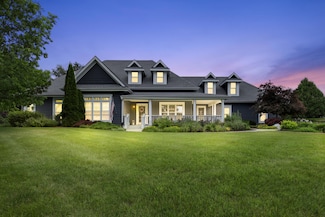 742 Charolais Dr, Slinger, WI 53086