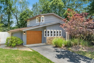 7679 Eastwood St, Reynoldsburg, OH 43068