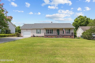 213 Cantle Ct, Jacksonville, NC 28540