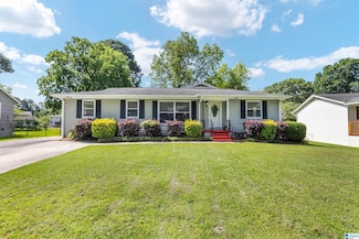 637 Edgemoor Dr, Birmingham, AL 35209
