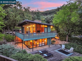 180 Gordon Way, Martinez, CA 94553