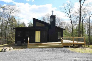 10 Franko Dr, Kerhonkson, NY 12446